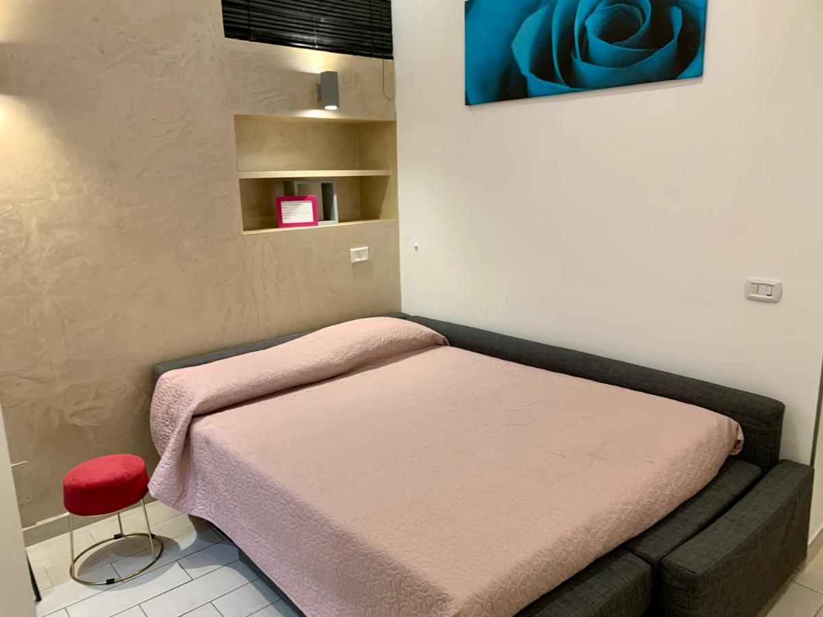 Chroma Farinone 28 Rome